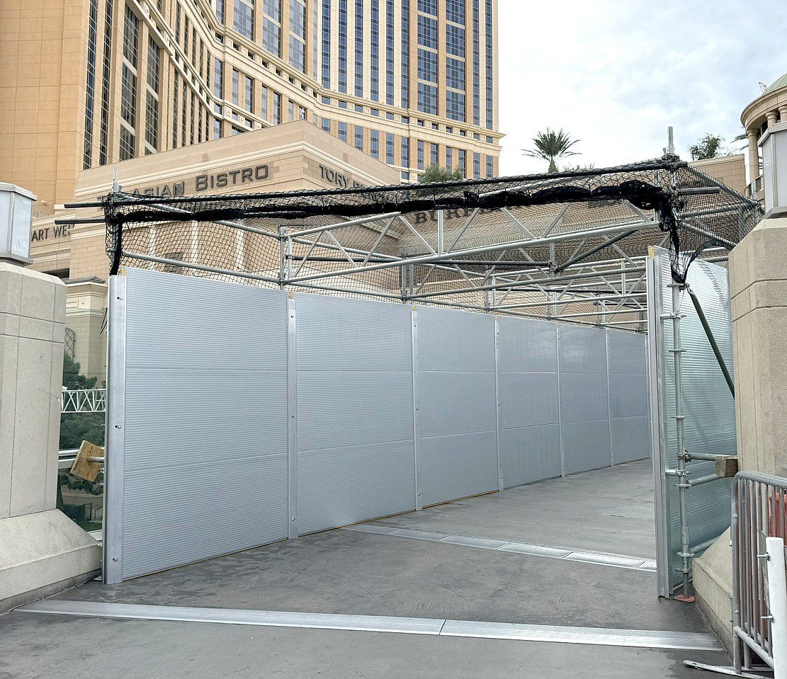 F1 Walls Off Pedestrian Bridges Over Las Vegas Strip