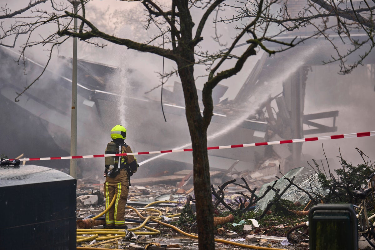 Explosion in Dutch capital injures several, damages apartments